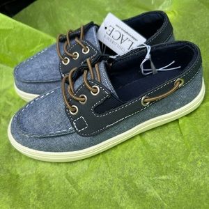 Boys size 12 Chambray, Navy boat shoes; NWT